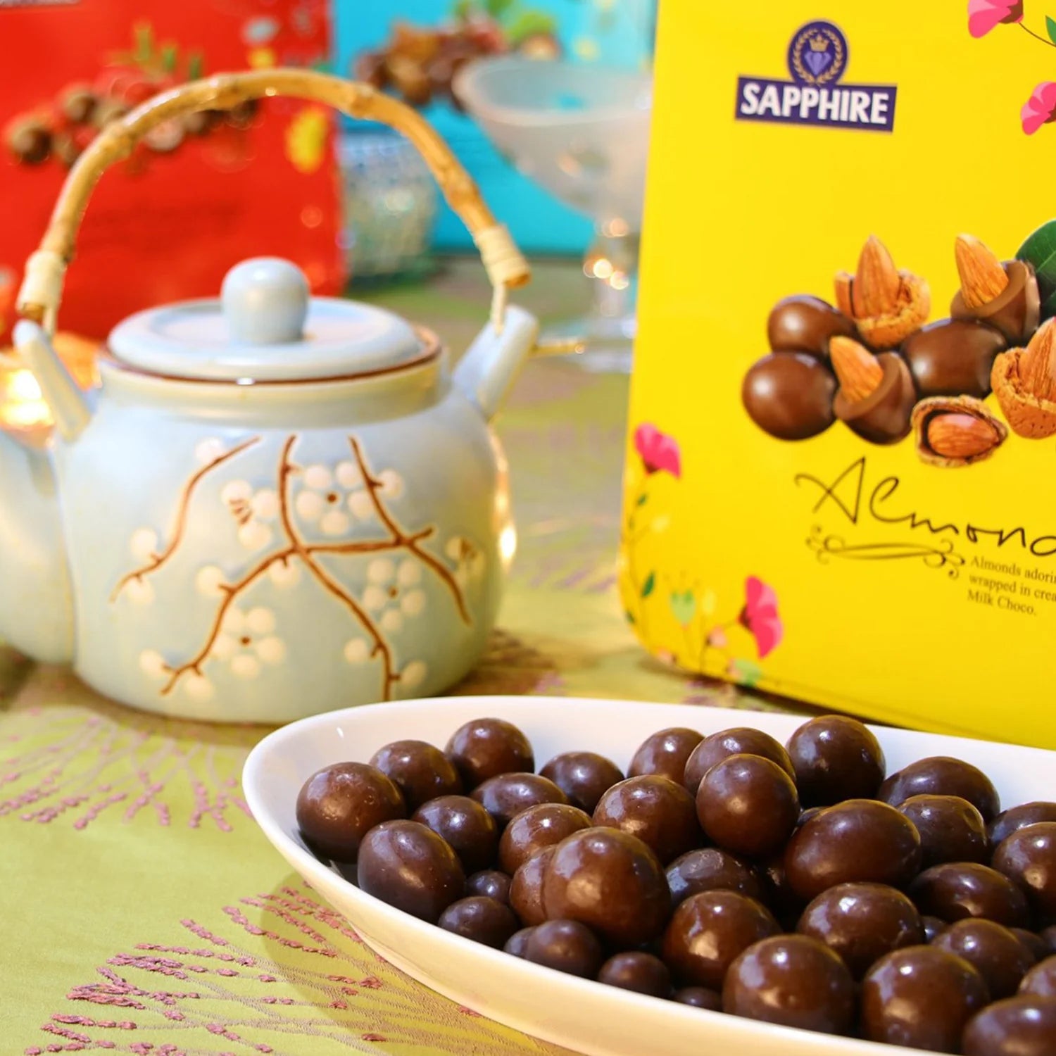 Sapphire Almonds Covered in Milk Chocolate, 200g (Imported) - Super 7 Mart